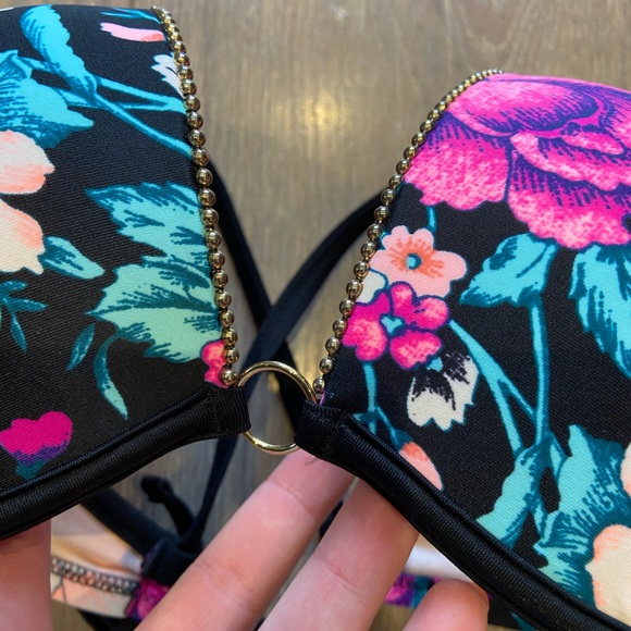 Floral Bikini Top - Picture 2 of 5